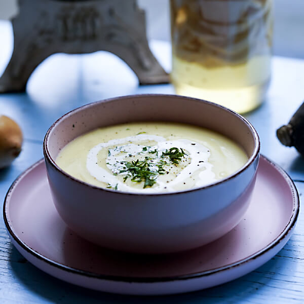 Cremesuppe mit Schwarzem Rettich Cremesuppe mit Schwarzem Rettich